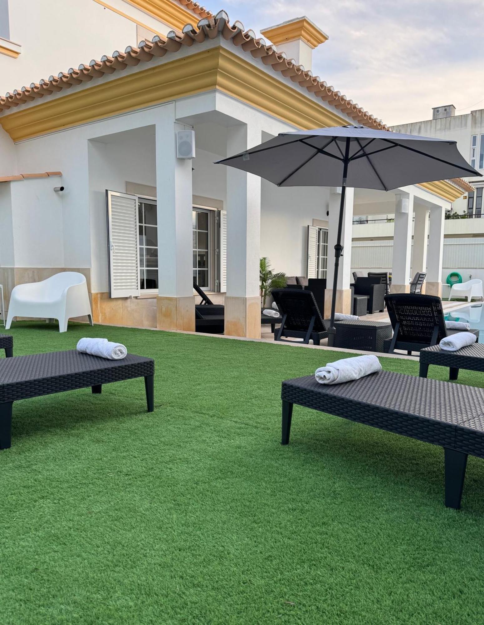 Villa Bonita Guesthouse Albufeira Old Town Εξωτερικό φωτογραφία