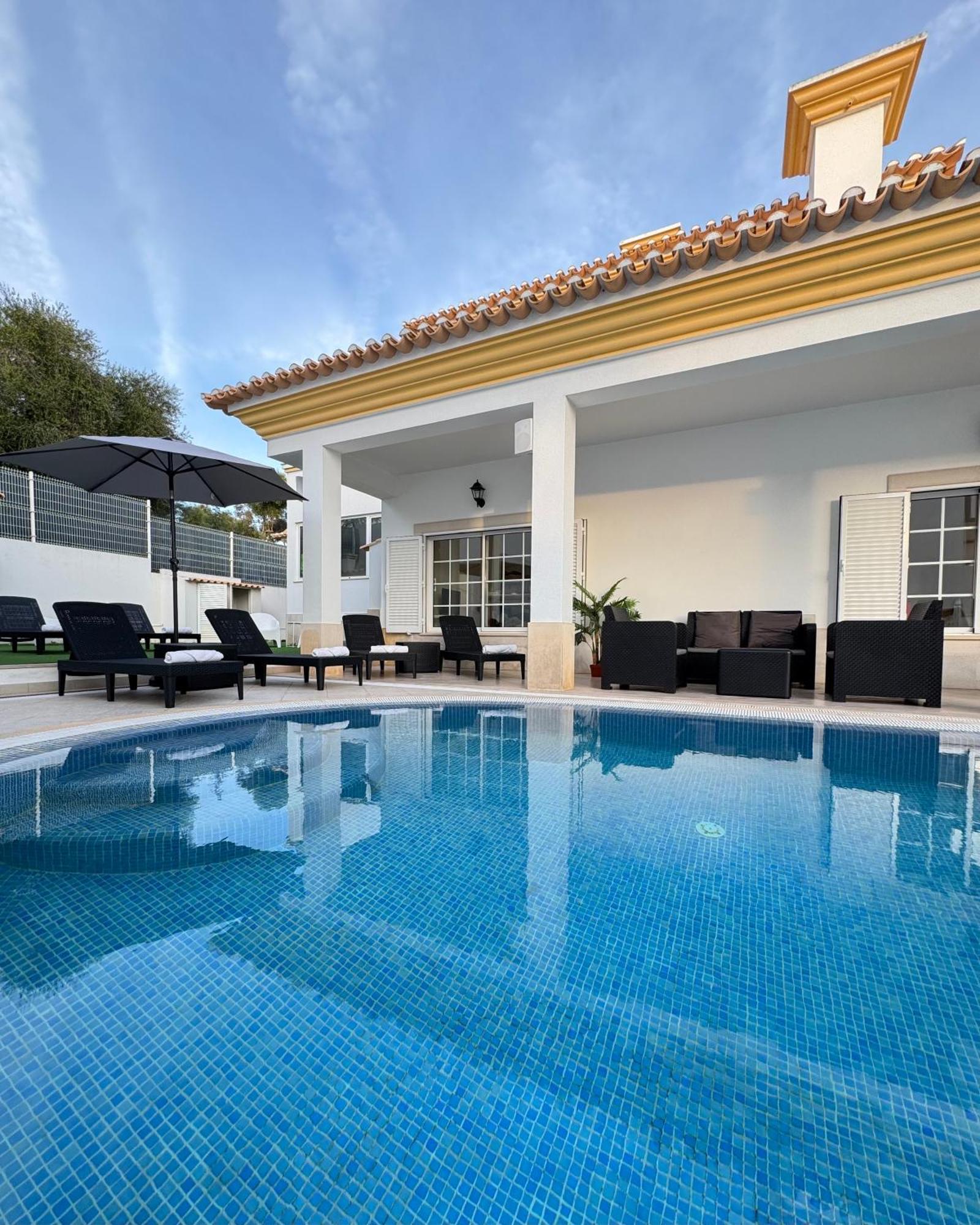 Villa Bonita Guesthouse Albufeira Old Town Εξωτερικό φωτογραφία